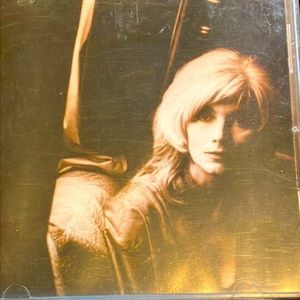 Used but in good condition but it has a few scratches on it…